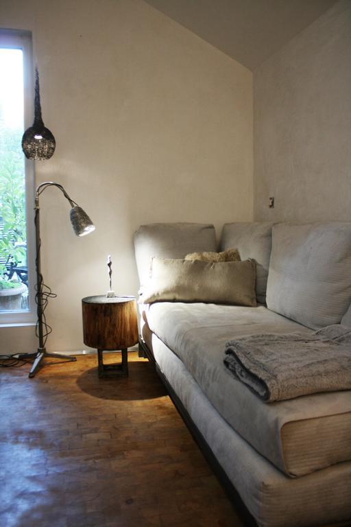 Villa 22 - Atelier-Gaestehaus Mainz Phòng bức ảnh